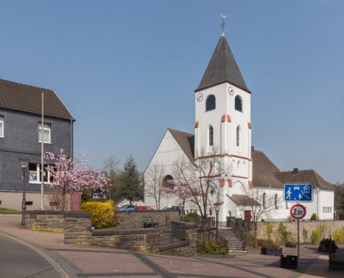 ERKA Pfahl Unterfangung Kirche Sankt Nikolaus in Kall